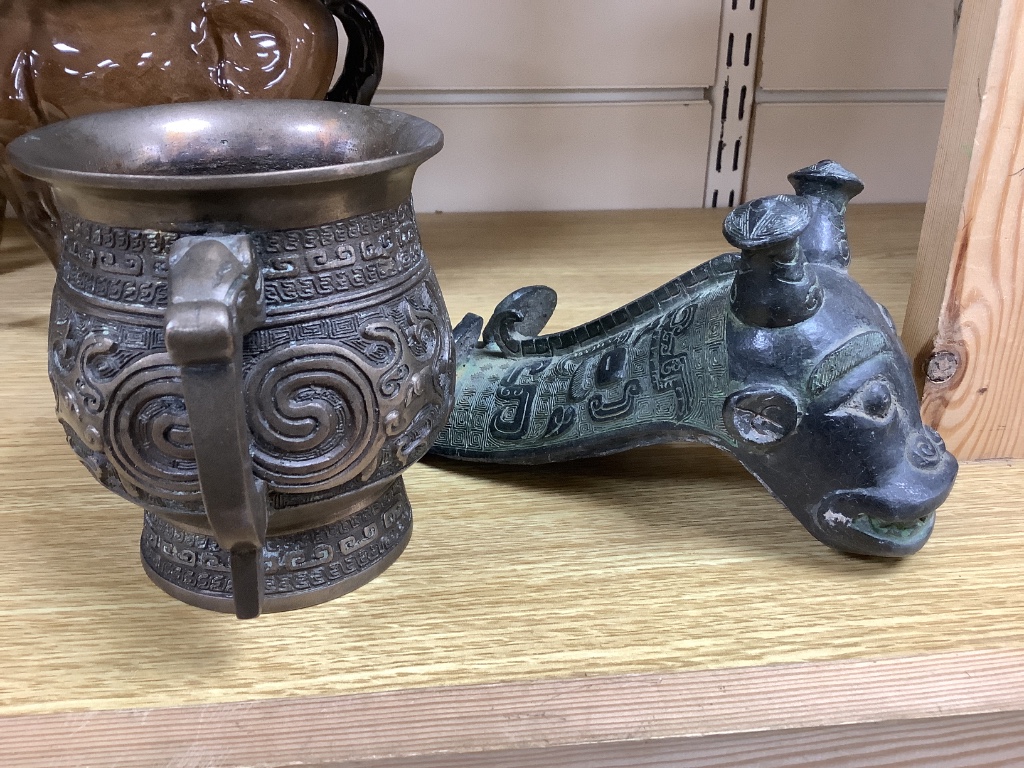 Two Chinese bronze censers, height 11cm and a beast